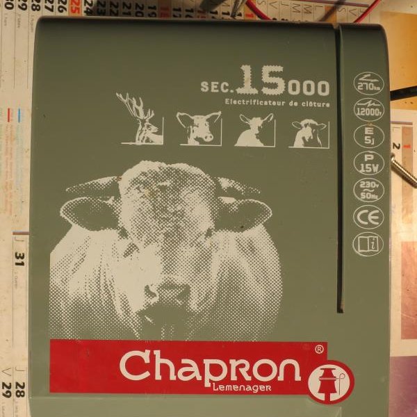 Clôture secteur CHAPRON-LEMENAGER Sec 15 000 - Michel Pyrat Clôtures  électriques : Vente et réparation
